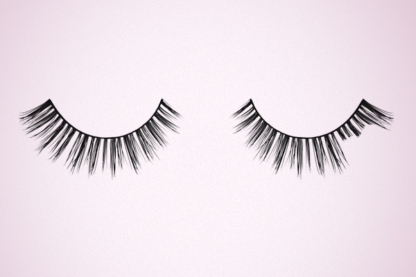 How To Repair Your Eyelashes