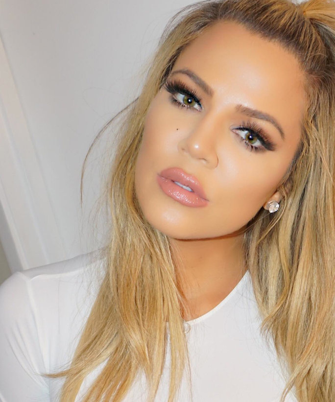 How Khloe Kardashian Regrow Eyebrows